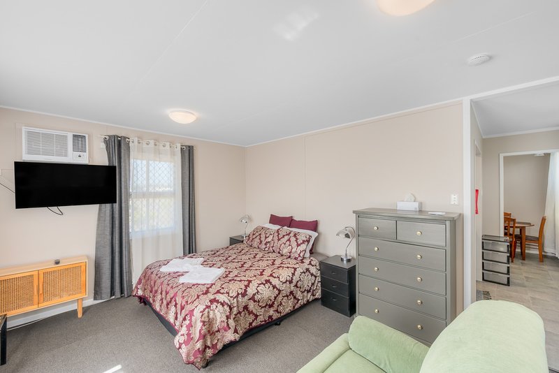 Photo - 3-10/84 Toolooa Street, South Gladstone QLD 4680 - Image 31