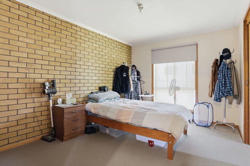 Photo - 3 & 4/34 Alanvale Road, Newnham TAS 7248 - Image 4