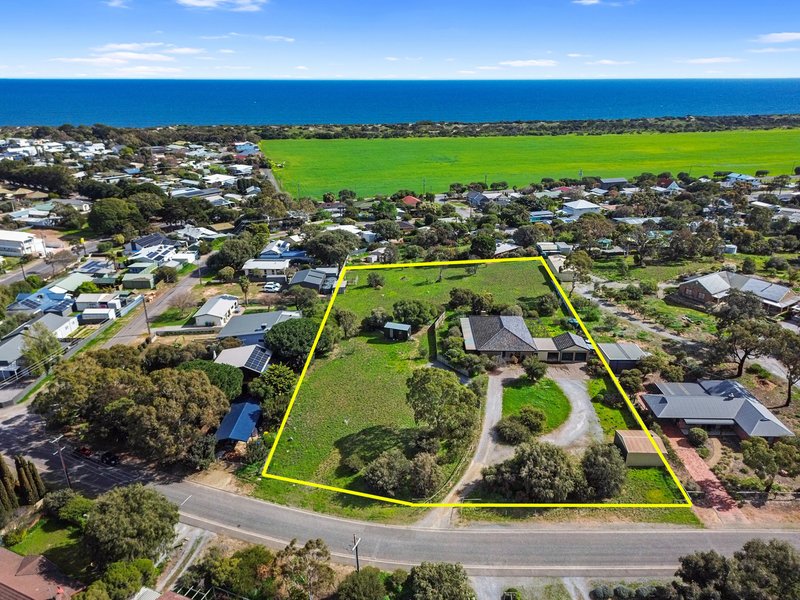 Photo - 3-5 Edmund Street, Normanville SA 5204 - Image 5
