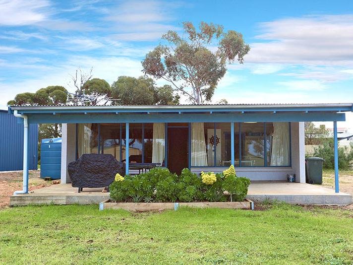 3-5 Horn Street, Clinton SA 5570