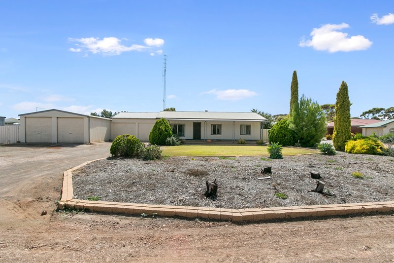 Photo - 3-5 Jack Heath Street, Kadina SA 5554 - Image 2