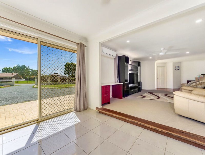 Photo - 3-5 Linda Gray Court, Burpengary East QLD 4505 - Image 11