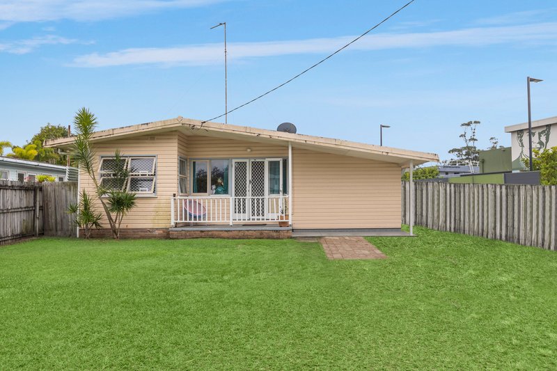 Photo - 3 & 5 Parry Street, Tweed Heads South NSW 2486 - Image 2