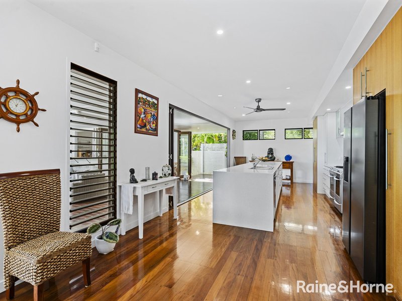 Photo - 3-7 Bay Street, Redland Bay QLD 4165 - Image 4