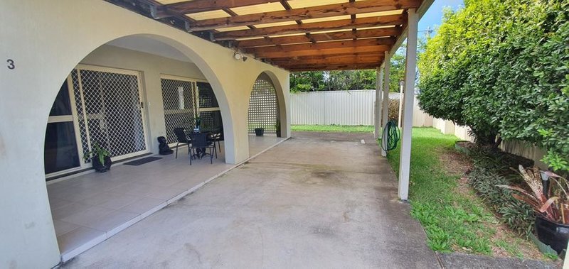 Photo - 3 71 Falconer Street, Southport QLD 4215 - Image 1