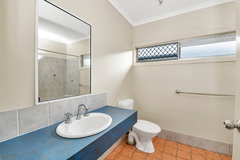 Photo - 3 & 9/249 Sheridan Street, Cairns North QLD 4870 - Image 7