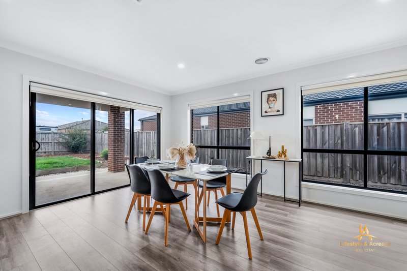 Photo - 3 Abbey Road, Beveridge VIC 3753 - Image 12