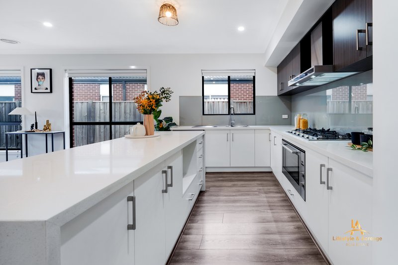 Photo - 3 Abbey Road, Beveridge VIC 3753 - Image 16