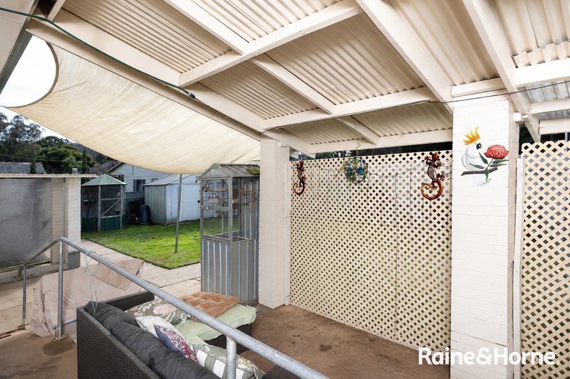 Photo - 3 Acacia Street, Kooringal NSW 2650 - Image 9