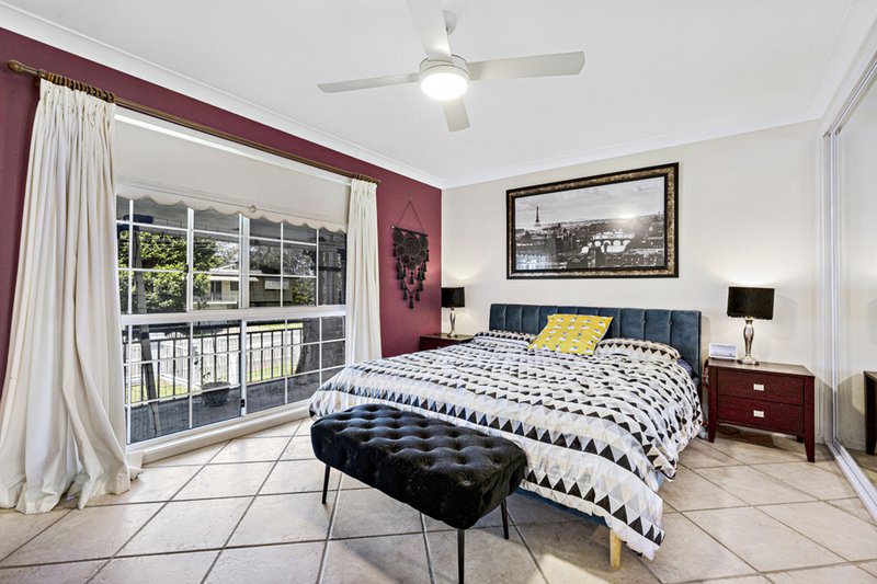 Photo - 3 Acland Drive, Strathpine QLD 4500 - Image 11