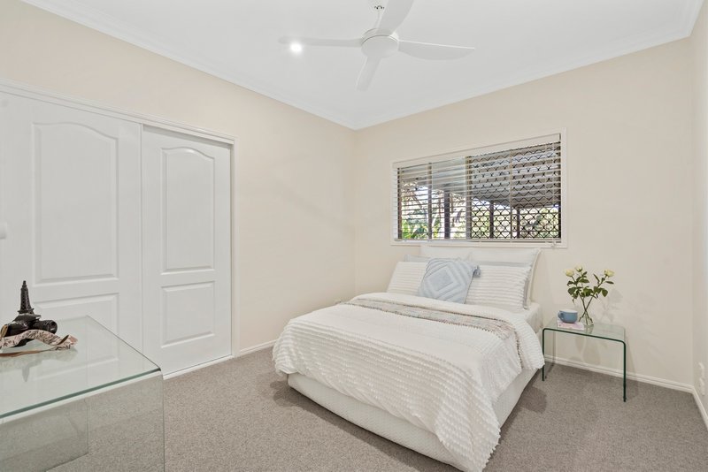 Photo - 3 Acmena Court, Elanora QLD 4221 - Image 10