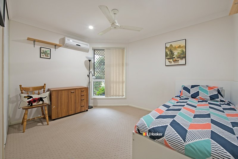 Photo - 3 Adraan Court, Dakabin QLD 4503 - Image 11