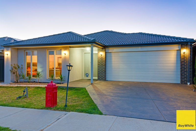 Photo - 3 Adrian Circuit, Tarneit VIC 3029 - Image 4