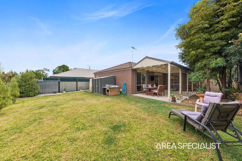 Photo - 3 Adrian Drive, Pakenham VIC 3810 - Image 11