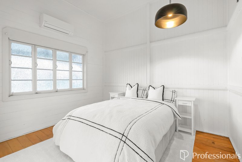 Photo - 3 Aeroglen Drive, Aeroglen QLD 4870 - Image 13