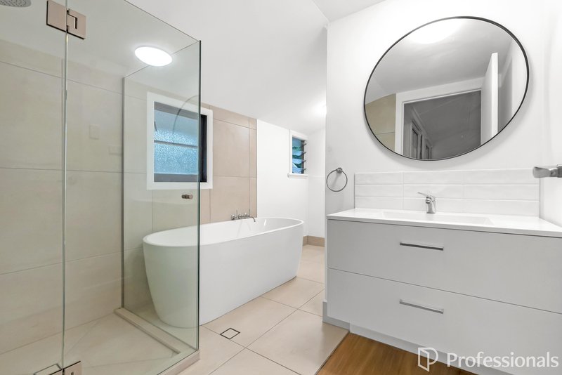 Photo - 3 Aeroglen Drive, Aeroglen QLD 4870 - Image 14