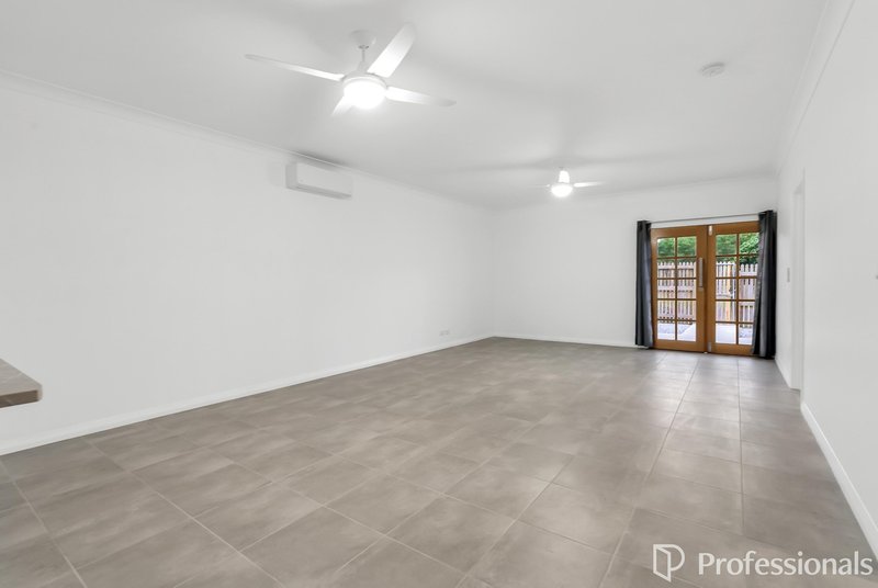Photo - 3 Aeroglen Drive, Aeroglen QLD 4870 - Image 22