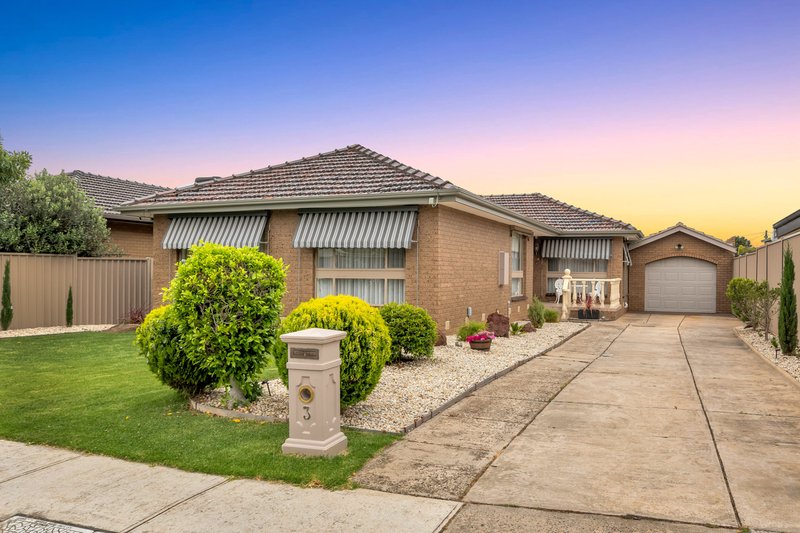Photo - 3 Agnes Street, St Albans VIC 3021 - Image 1