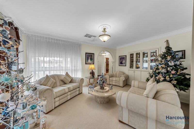Photo - 3 Agnes Street, St Albans VIC 3021 - Image 5