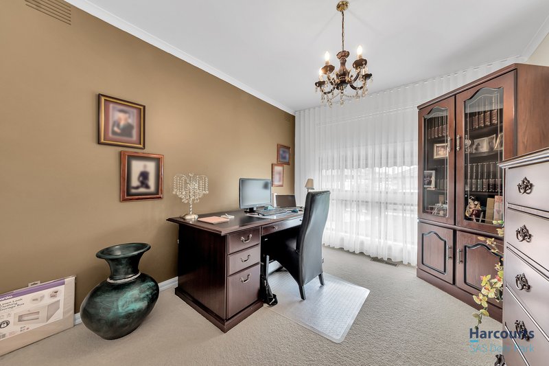 Photo - 3 Agnes Street, St Albans VIC 3021 - Image 18