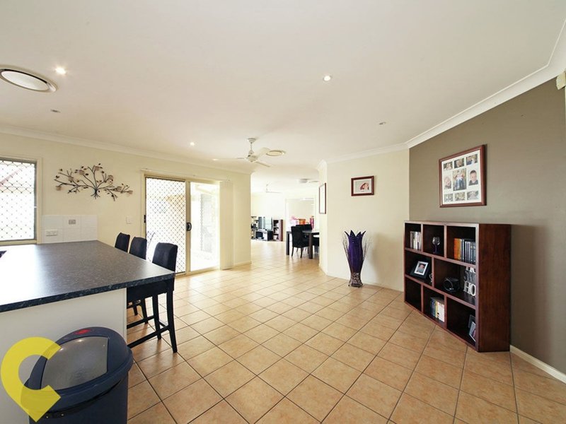 Photo - 3 Ainslie Street, North Lakes QLD 4509 - Image 8