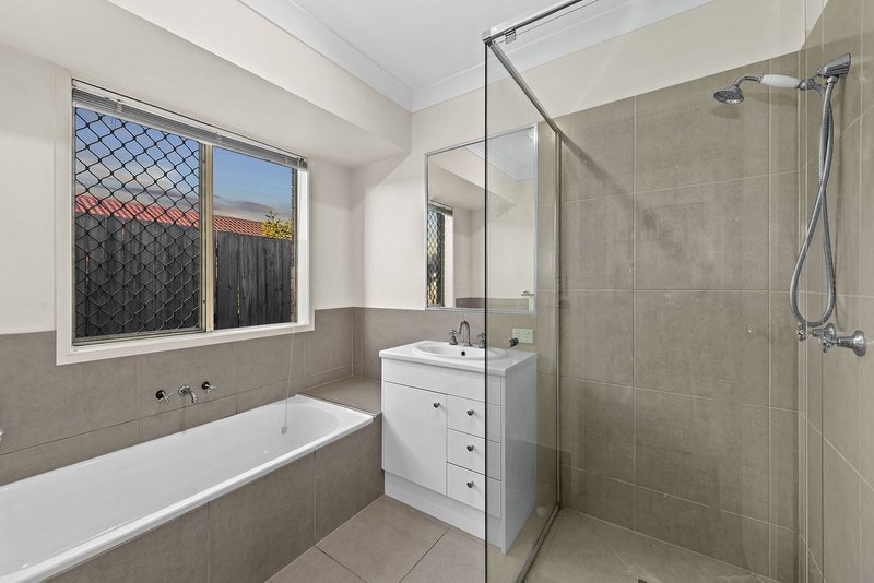 Photo - 3 Ainslie Street, North Lakes QLD 4509 - Image 15