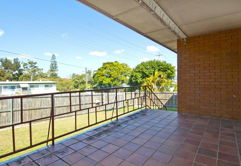 Photo - 3 Alamein Street, Beenleigh QLD 4207 - Image 6