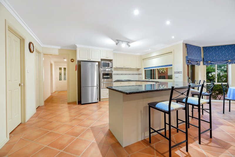 Photo - 3 Alderley Court, Narre Warren South VIC 3805 - Image 7