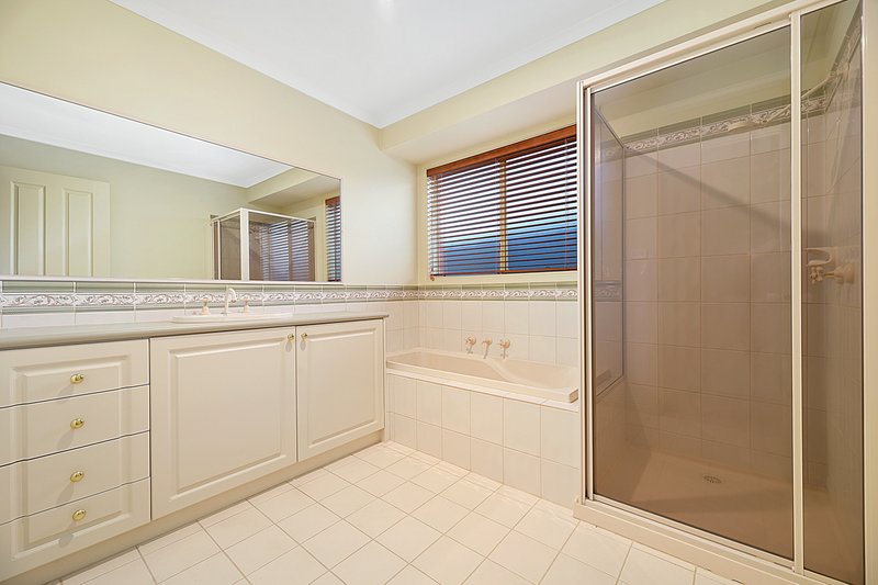 Photo - 3 Alderley Court, Narre Warren South VIC 3805 - Image 15