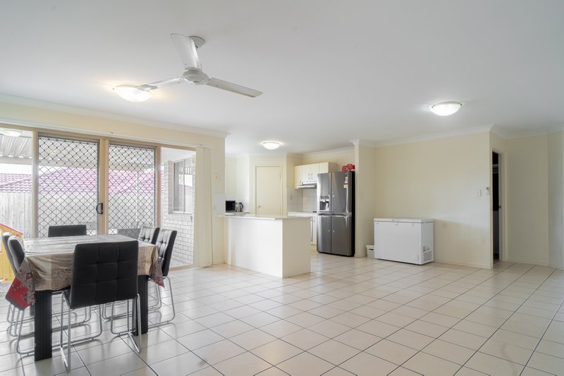 Photo - 3 Alexander Close, Redbank Plains QLD 4301 - Image 5