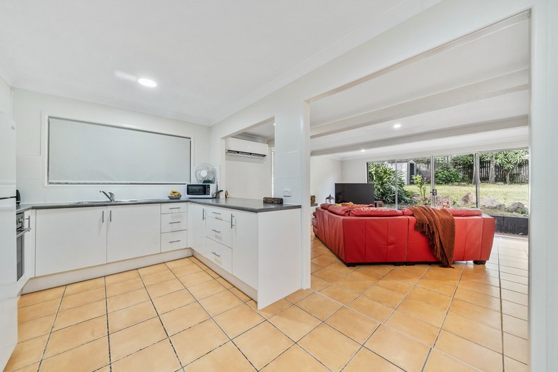 Photo - 3 Alexander Street, Woodridge QLD 4114 - Image 3