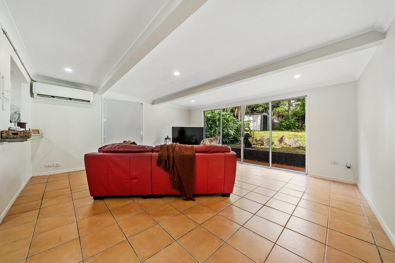 Photo - 3 Alexander Street, Woodridge QLD 4114 - Image 5