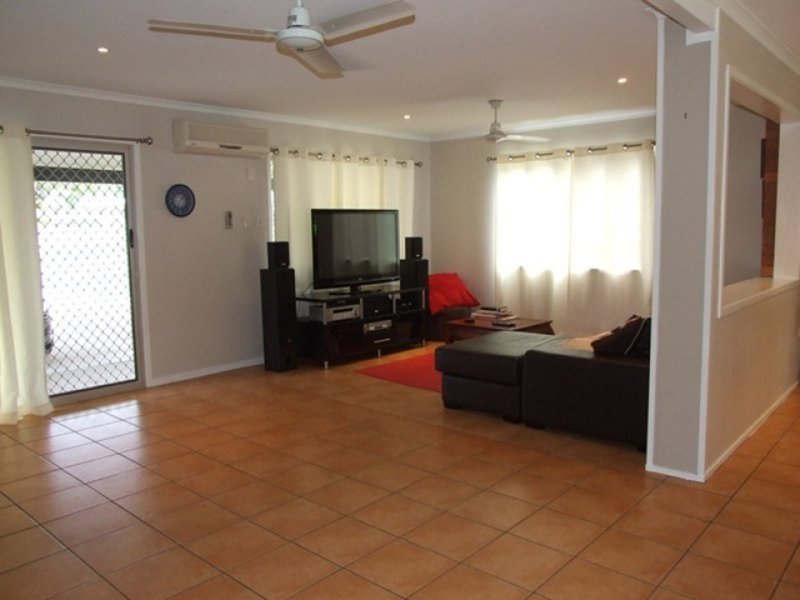 Photo - 3 Alkina Crescent, Boyne Island QLD 4680 - Image 16