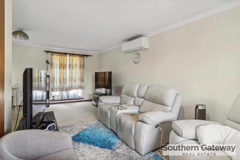 Photo - 3 Allin Place, Parmelia WA 6167 - Image 5