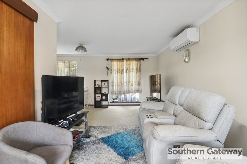 Photo - 3 Allin Place, Parmelia WA 6167 - Image 6