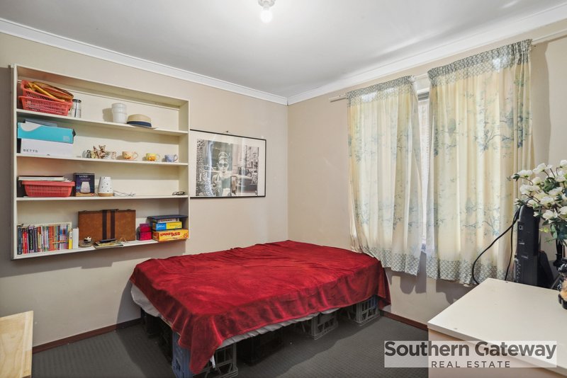 Photo - 3 Allin Place, Parmelia WA 6167 - Image 10