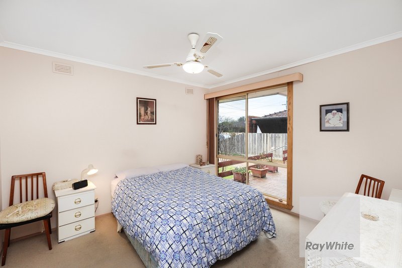 Photo - 3 Altair Court, Gladstone Park VIC 3043 - Image 7