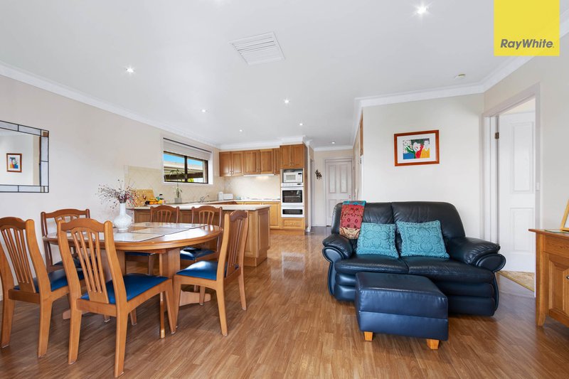 Photo - 3 Altyre Court, St Albans VIC 3021 - Image 5