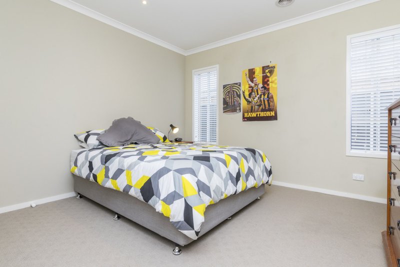 Photo - 3 Amadeus Street, Wyndham Vale VIC 3024 - Image 9