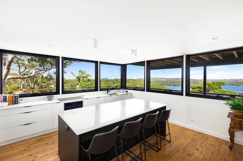 Photo - 3 Amaroo Avenue, Elanora Heights NSW 2101 - Image 4