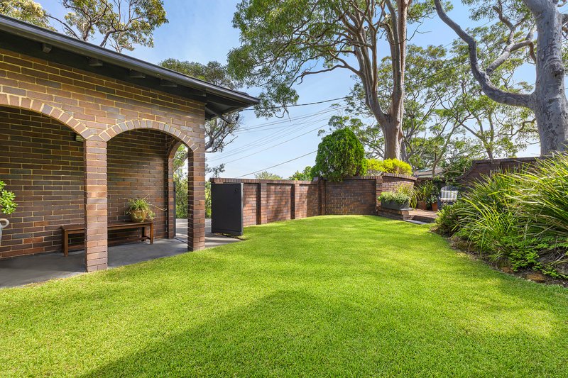 Photo - 3 Amaroo Avenue, Elanora Heights NSW 2101 - Image 8