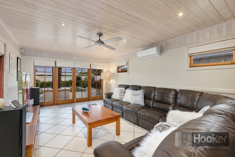 Photo - 3 Amaroo Street, Biggera Waters QLD 4216 - Image 4