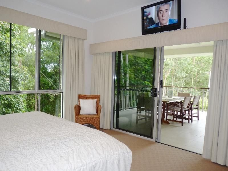 Photo - 3 Amberly Circle Little Mountain , Caloundra QLD 4551 - Image 7