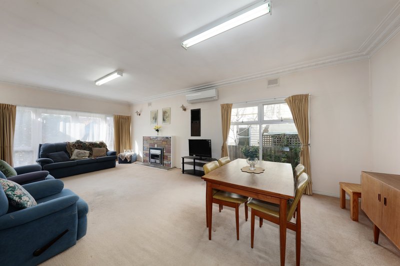 Photo - 3 Amelia Street, Mckinnon VIC 3204 - Image 4