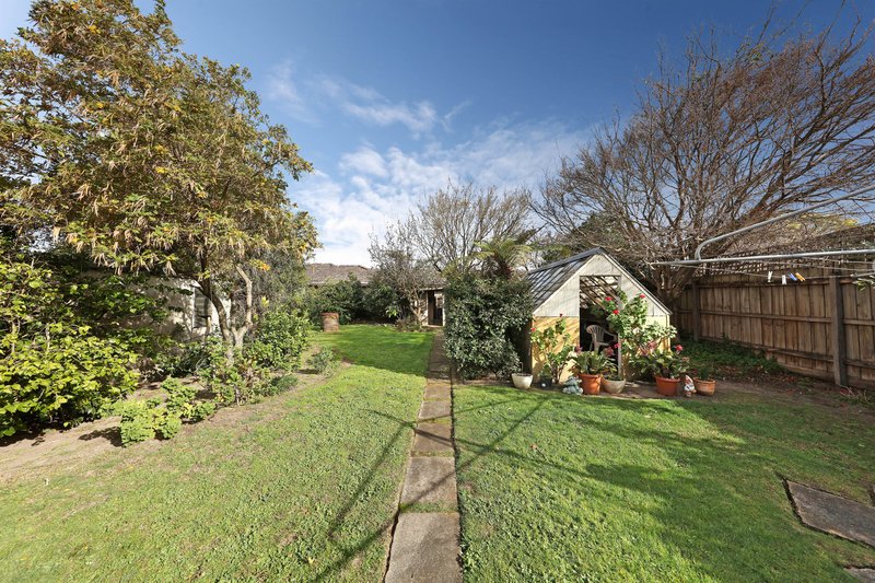 Photo - 3 Amelia Street, Mckinnon VIC 3204 - Image 6