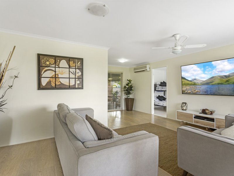 Photo - 3 Amethyst Court, Carrara QLD 4211 - Image 8