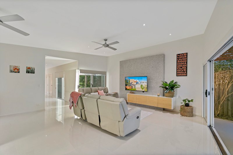 Photo - 3 Amity Avenue, Maroochydore QLD 4558 - Image 5