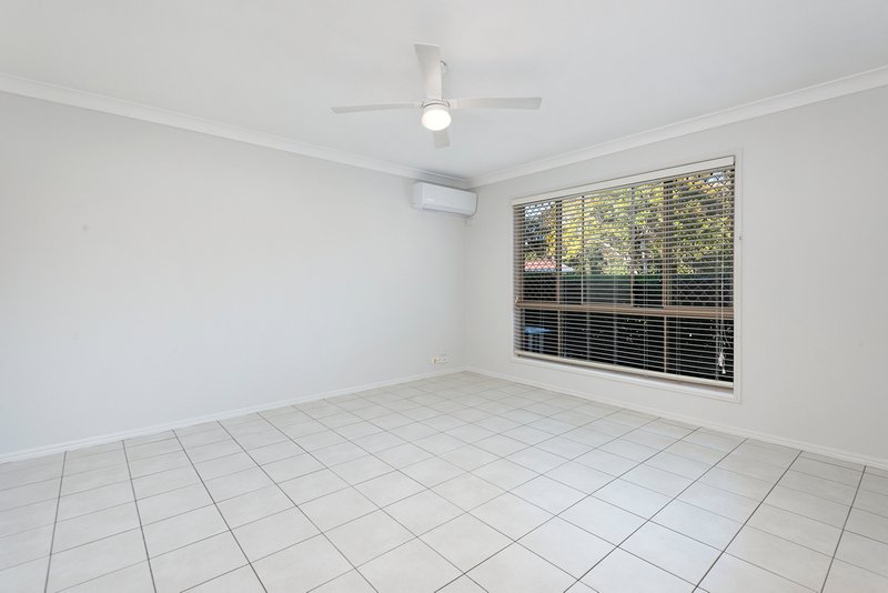 Photo - 3 Anatini Place, Forest Lake QLD 4078 - Image 6