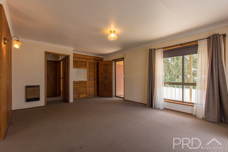 Photo - 3 Anderson Place, Tumut NSW 2720 - Image 2