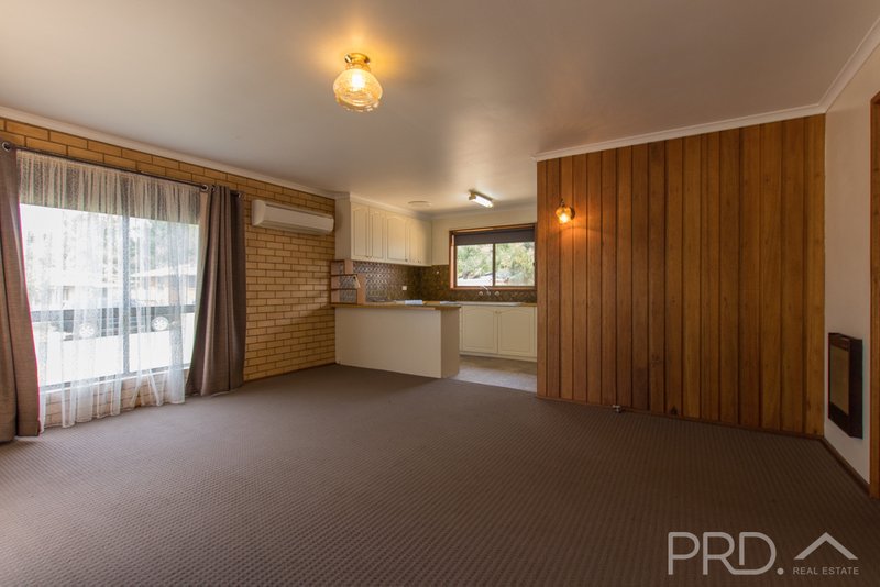 Photo - 3 Anderson Place, Tumut NSW 2720 - Image 3